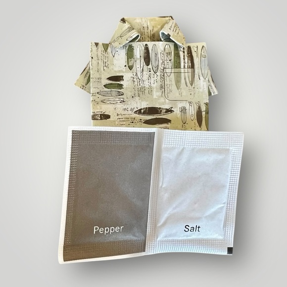 Hawaiian Airlines Salt & Pepper ORIGAMI Aloha Shirt Collectible Souvenir New - Picture 7 of 16